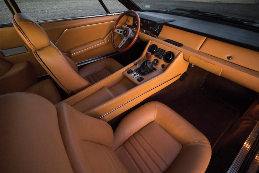 Интерьер Lamborghini Jarama 400 GT 1970 года  (NA) (фото 5 из 28)